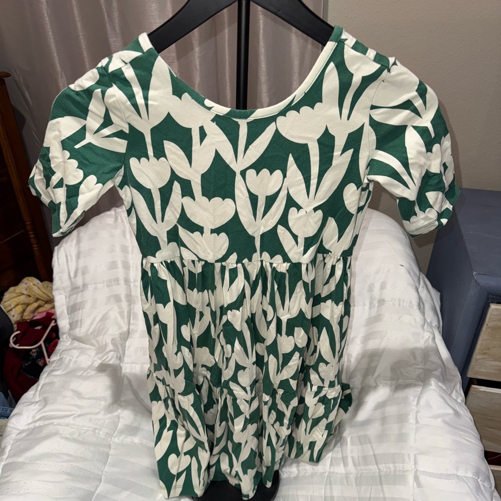 Hanna Andersson Green and White Dress